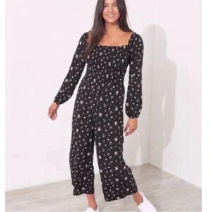 (10) Hollister  jumpsuit